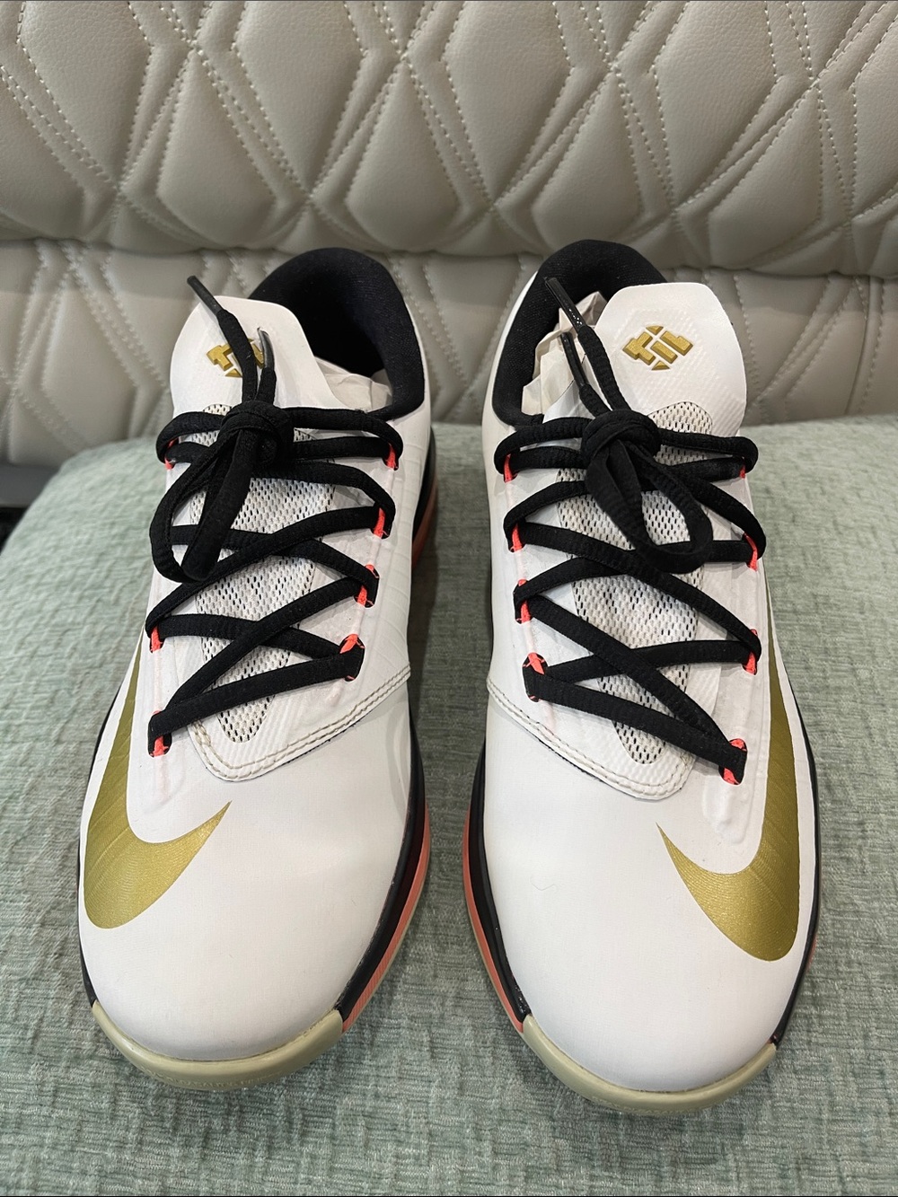 Nike KD 6 Elite 'Gold', part of Kevin Durant's signature "Gold Collection"5Youth